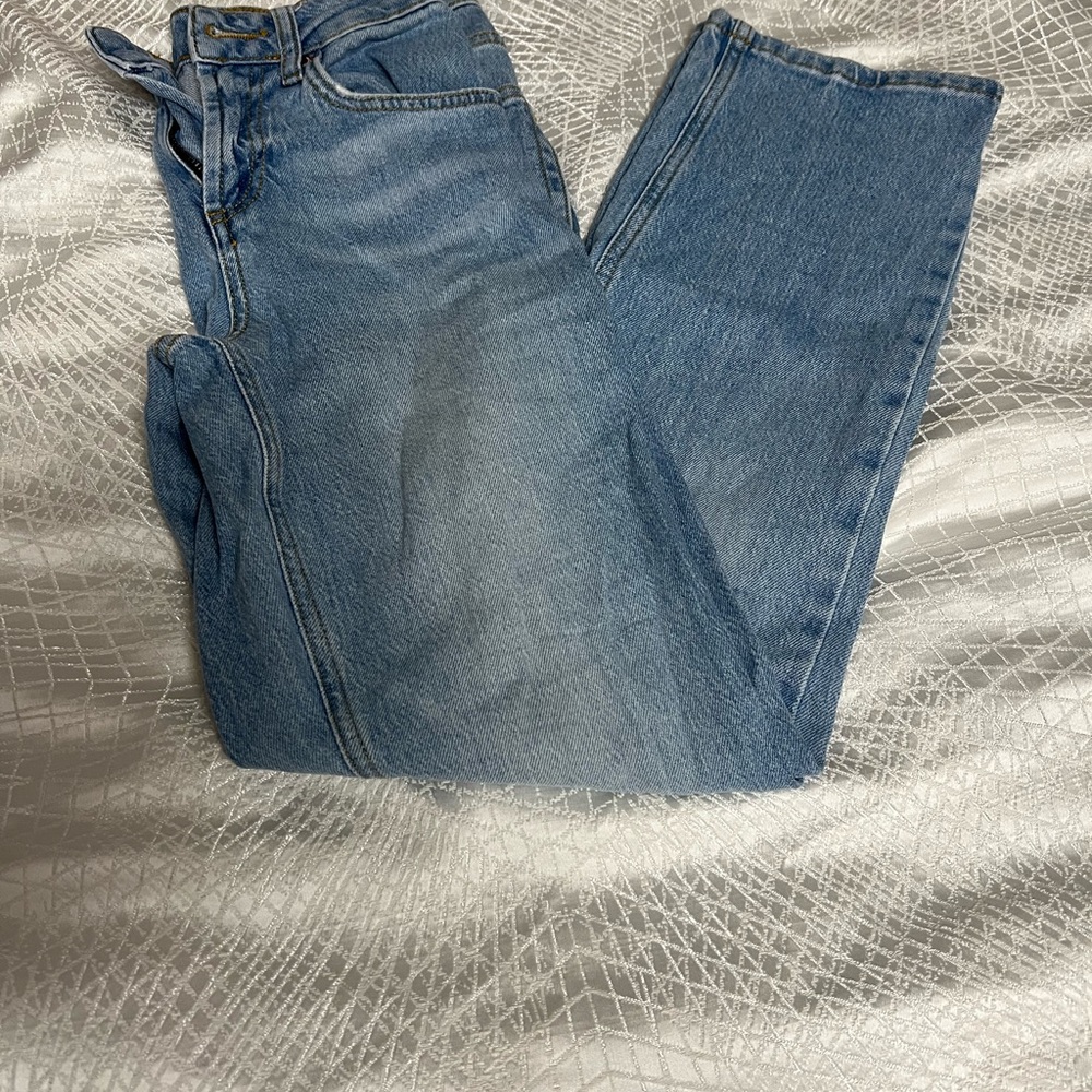 BDG UO Light Blue Straight Leg Women's Jeans